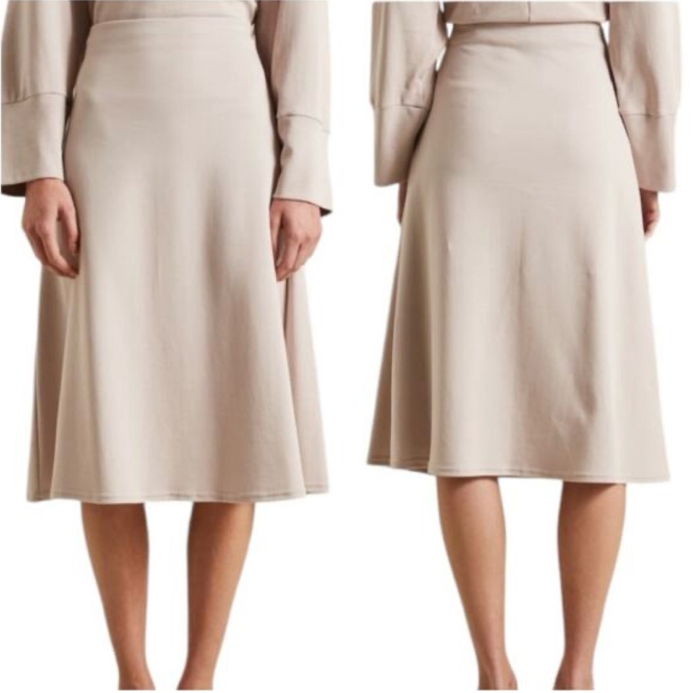 MaxMara Beige A-Line Skirt
